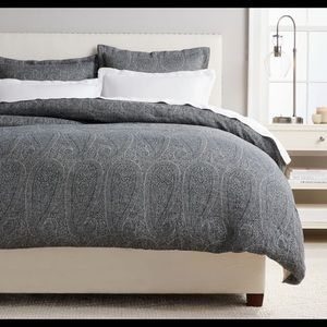 Blue Paisley Jacquard Duvet Cover King/Cal King